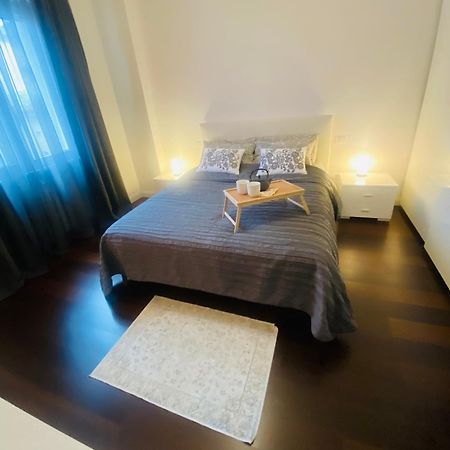 ורונה Central Apartment And Parking מראה חיצוני תמונה